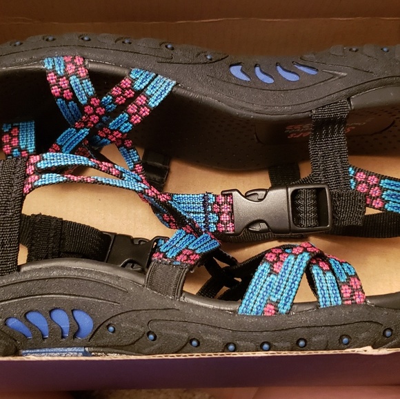 Skechers Sandals - Picture 2 of 2